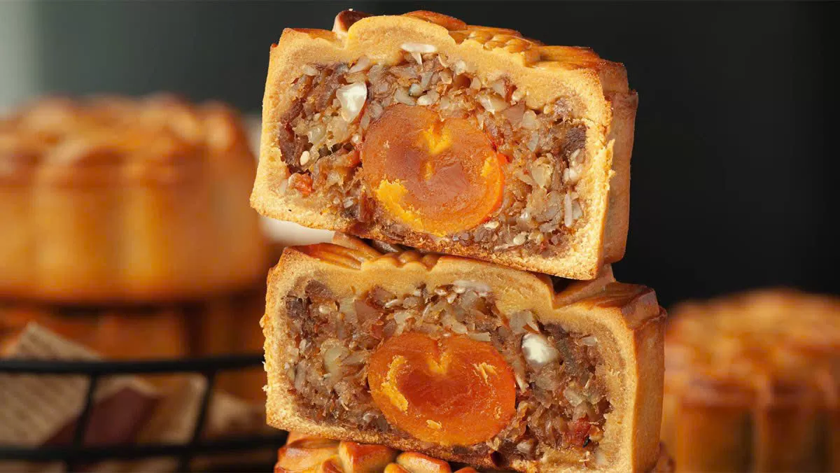 baked mooncakes
