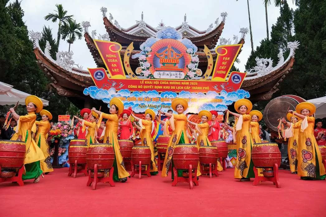 Top 7 Cultural Festivals in Vietnam You Should Experience at Least Once