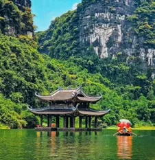 https://www.ninhbinhtours.com.vn/userfiles/images/bai-dinh-trang-an-mua/trang-an-ninh-binh(1).jpeg