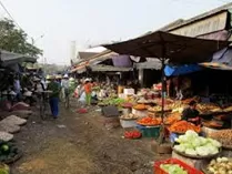 My Big Fat Face: Dong Ba Market, Hue, Vietnam