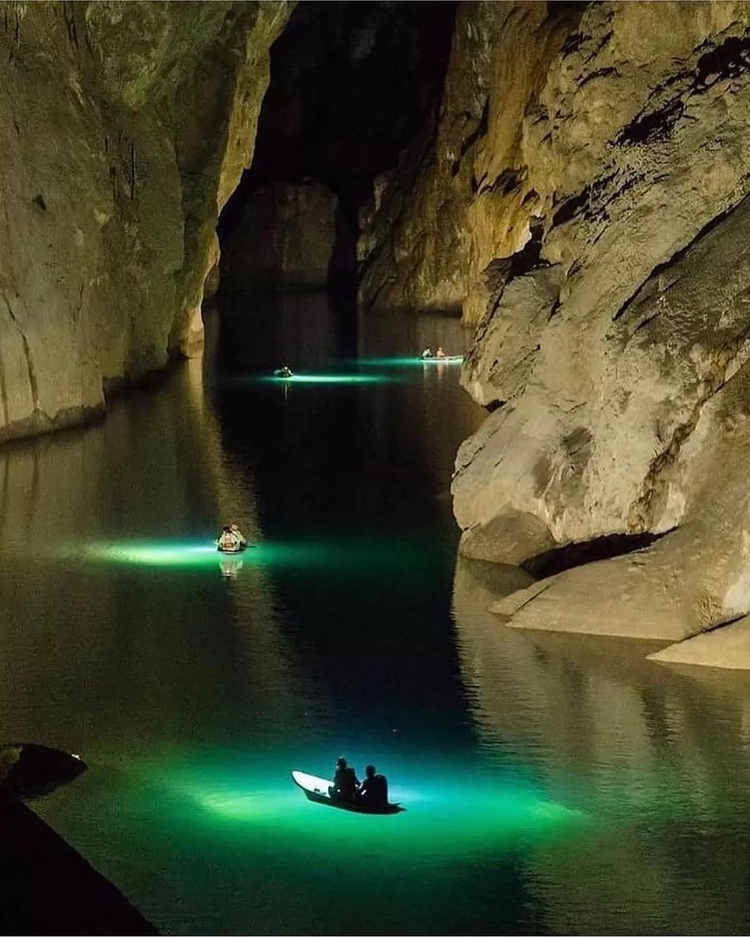 Exploring Son Doong – The Million-Dollar Natural Wonder Hidden Beneath Vietnam