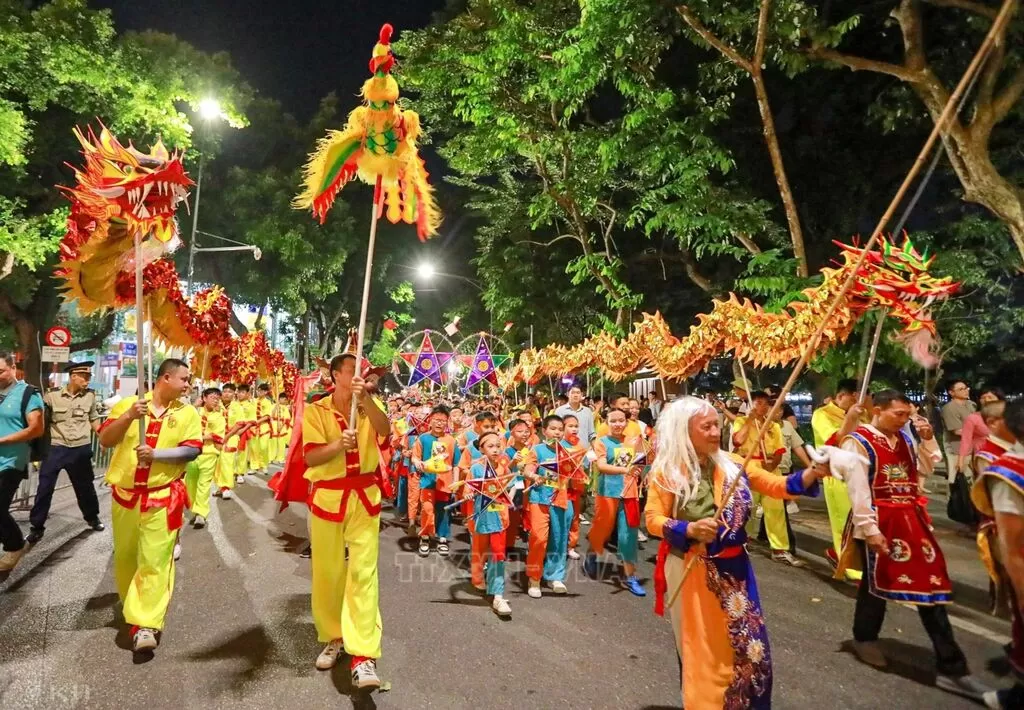 Top 7 Cultural Festivals in Vietnam You Should Experience at Least Once